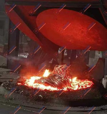 Wirkungsgrad Elektrischer Ofen zum Schmelzen von Metallen Zuverlässigkeit Energieeinsparungsfaktor &gt; 95%