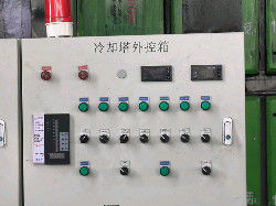 Industrieller elektrischer Induktionsschmelzofen mit 530 Eisenschmelzverbrauch Präzise Temperaturregelung